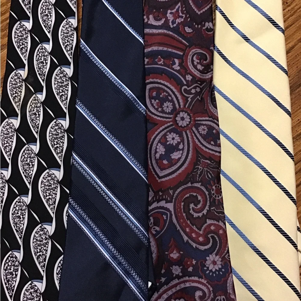 A total of 10 men’s neck ties